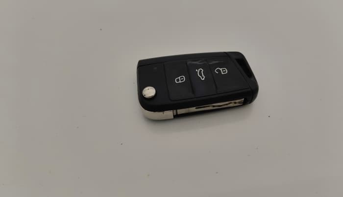 2021 Skoda KUSHAQ AMBITION 1.0L TSI AT, Petrol, Automatic, 1,12,663 km, Key Close Up