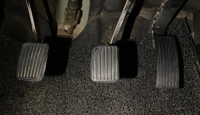 2018 Hyundai Xcent S 1.2, CNG, Manual, 73,612 km, Pedals