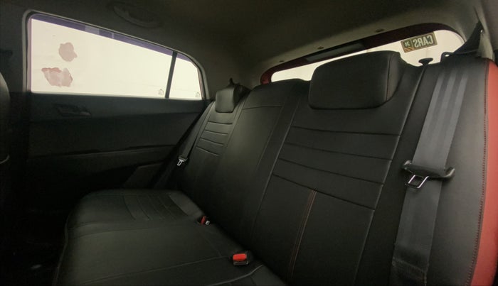 2018 Hyundai Creta E PLUS 1.6 PETROL, Petrol, Manual, 28,872 km, Right Side Rear Door Cabin