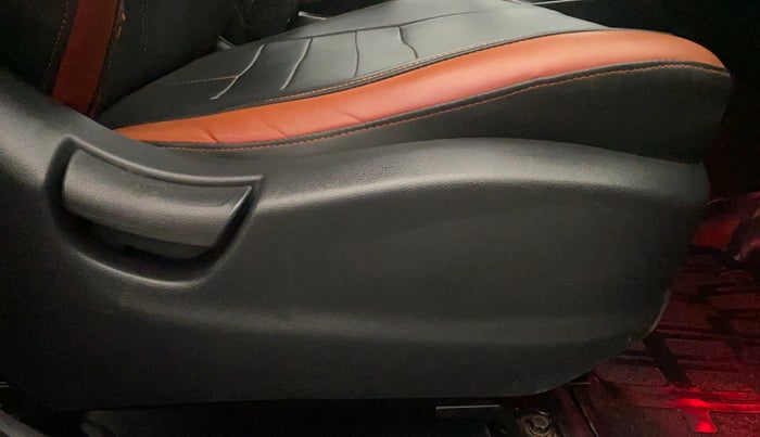 2018 Hyundai Creta E PLUS 1.6 PETROL, Petrol, Manual, 28,872 km, Driver Side Adjustment Panel