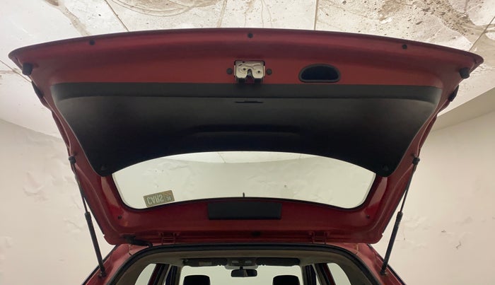 2018 Hyundai Creta E PLUS 1.6 PETROL, Petrol, Manual, 28,872 km, Boot Door Open