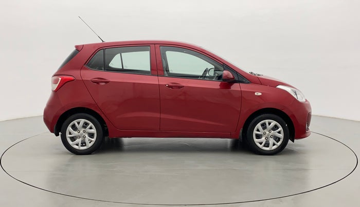 2017 Hyundai Grand i10 SPORTZ 1.2 KAPPA VTVT, Petrol, Manual, 50,114 km, Right Side View