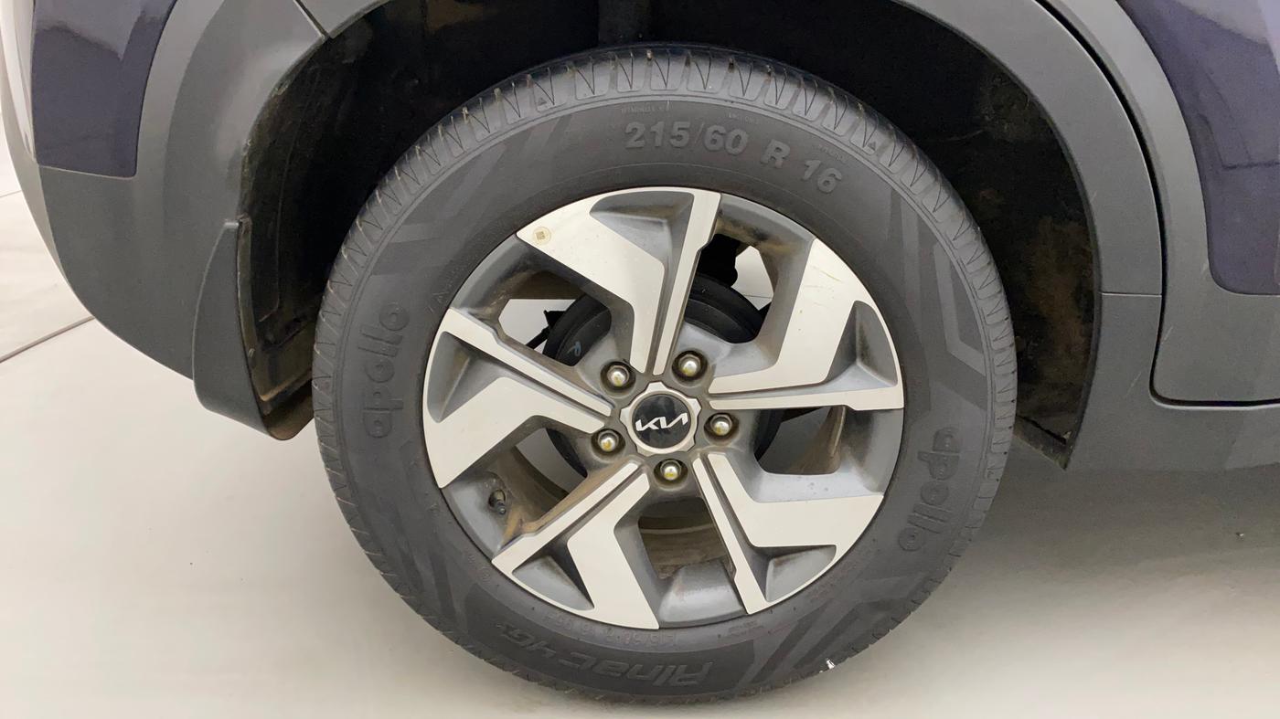 2022 KIA SONET HTX 1.5, Diesel, Manual, 25,062 km, Right Rear Wheel