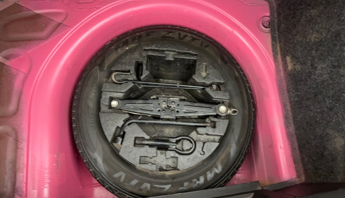 2016 Volkswagen Polo COMFORTLINE 1.2L, Petrol, Manual, 62,303 km, Spare Tyre