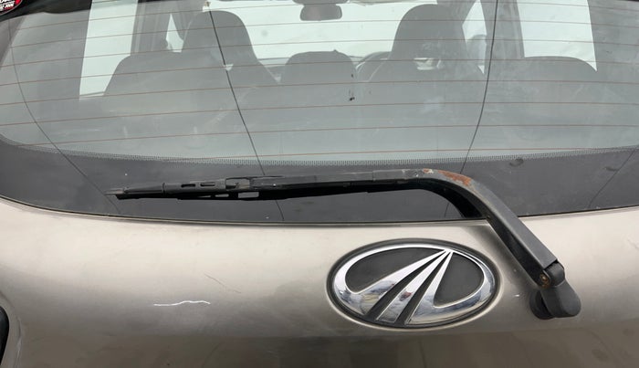 2017 Mahindra KUV 100 NXT K8 P 6 STR, Petrol, Manual, 54,683 km, Rear Wiper