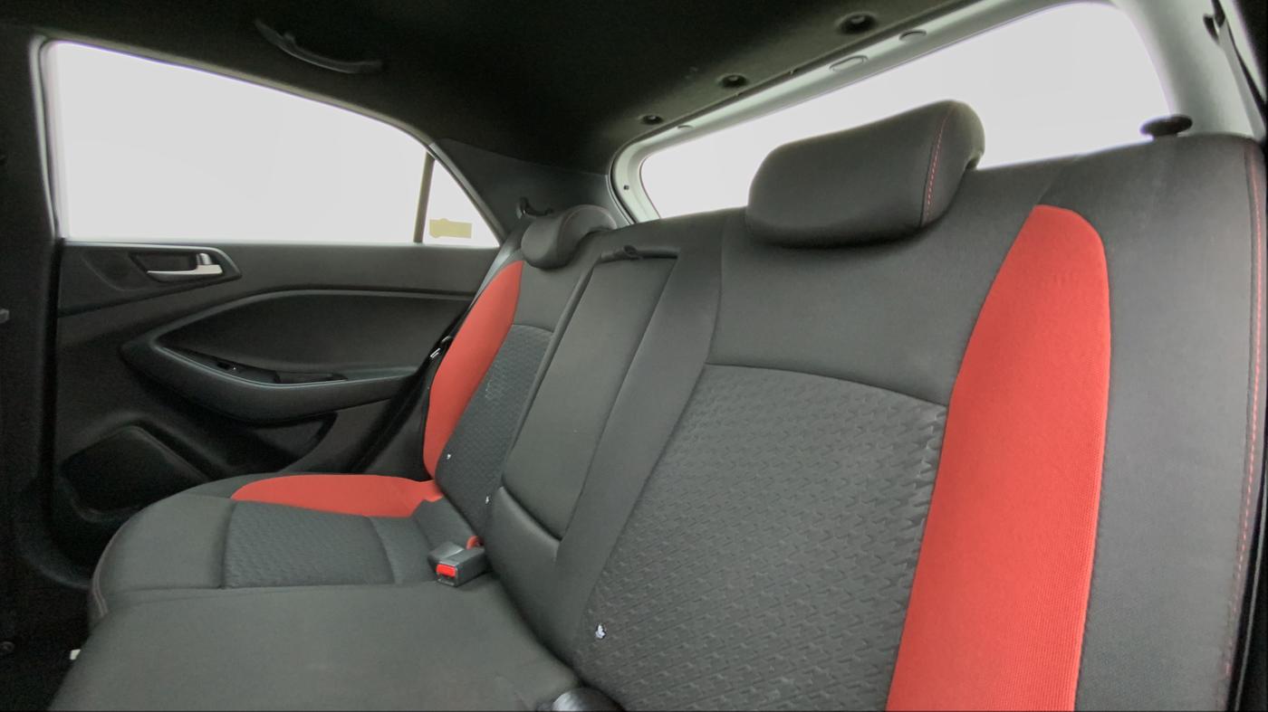 2018 Hyundai i20 Active 1.2 SX, Petrol, Manual, 36,561 km, Right Side Rear Door Cabin