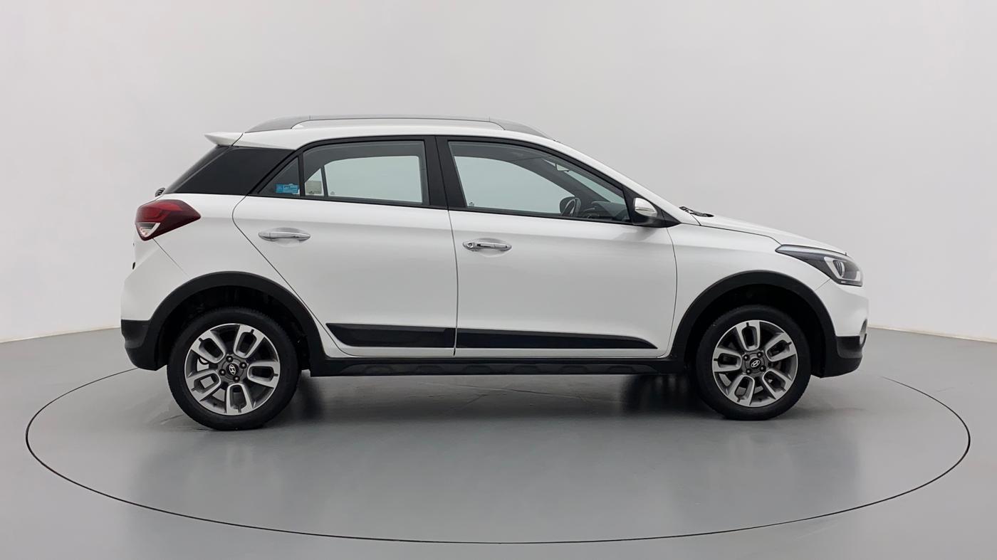 2018 Hyundai i20 Active 1.2 SX, Petrol, Manual, 36,561 km, Right Side View