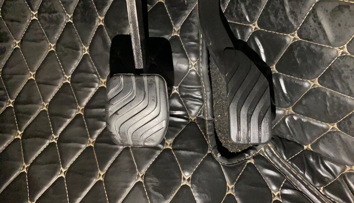 2023 Renault Kiger RXZ TURBO CVT, Petrol, Automatic, 94,333 km, Pedals