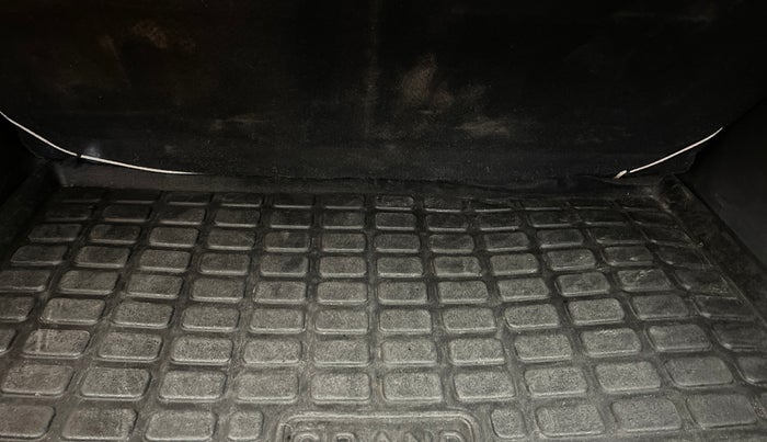 2014 Hyundai Grand i10 SPORTZ 1.2 KAPPA VTVT, Petrol, Manual, 87,418 km, Boot Inside