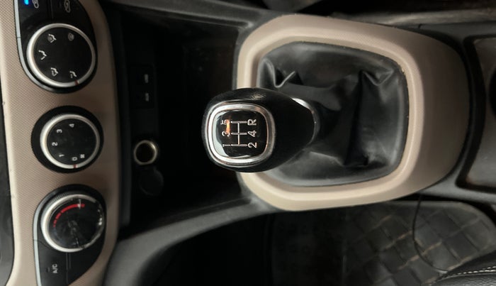 2014 Hyundai Grand i10 SPORTZ 1.2 KAPPA VTVT, Petrol, Manual, 87,418 km, Gear Lever