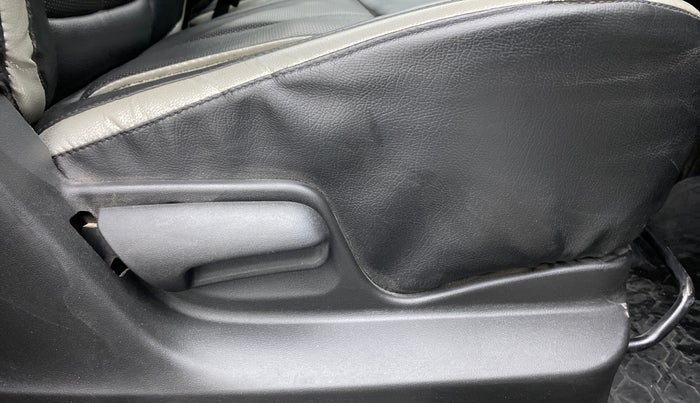 2012 Maruti Swift VDI, Diesel, Manual, 99,071 km, Driver Side Adjustment Panel