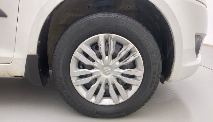 2012 Maruti Swift VDI, Diesel, Manual, 99,071 km, Right Front Wheel
