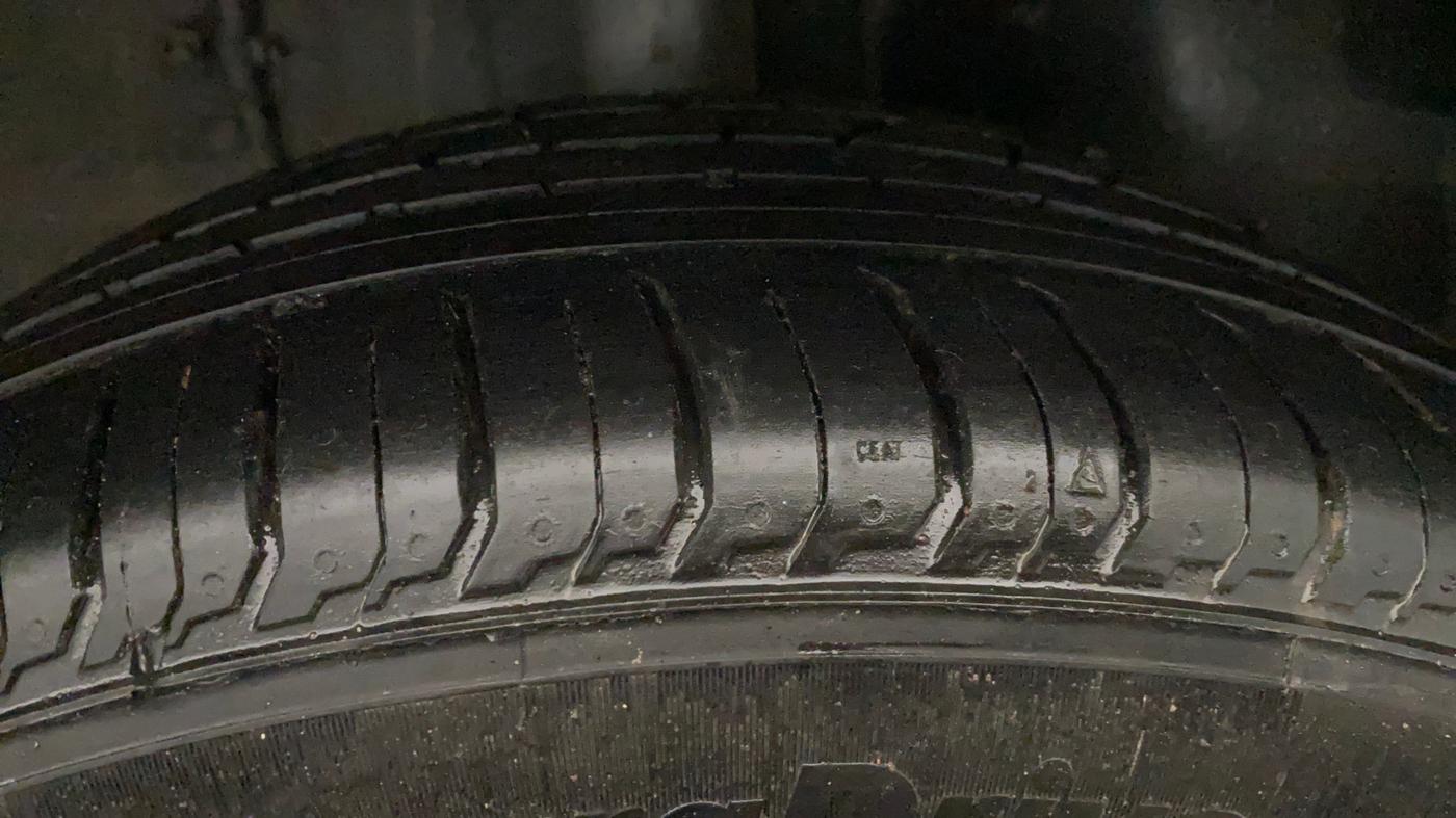 2021 Tata ALTROZ XZ I-TURBO PETROL, Petrol, Manual, 16,822 km, Left Rear Tyre Tread