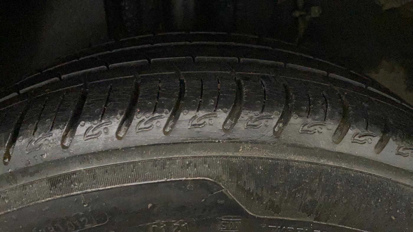 2021 Tata ALTROZ XZ I-TURBO PETROL, Petrol, Manual, 16,822 km, Right Rear Tyre Tread