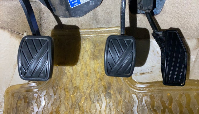 2018 Maruti Dzire ZXI, Petrol, Manual, 51,375 km, Pedals