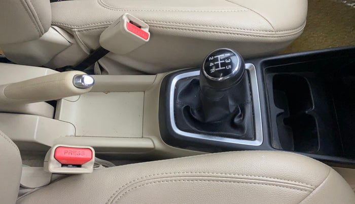 2018 Maruti Dzire ZXI, Petrol, Manual, 51,375 km, Gear Lever