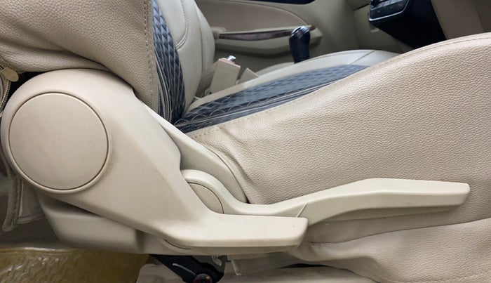 2018 Maruti Dzire ZXI, Petrol, Manual, 51,375 km, Driver Side Adjustment Panel