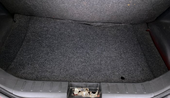 2017 Maruti Alto 800 LXI OPT, Petrol, Manual, 70,447 km, Boot Inside