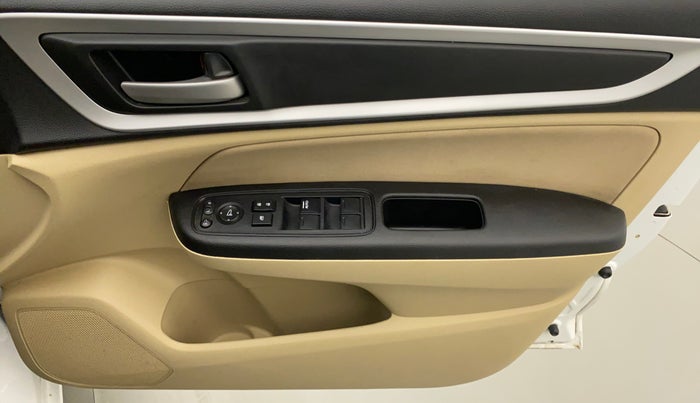 2022 Honda Amaze 1.2L I-VTEC VX, Petrol, Manual, 8,249 km, Driver Side Door Panels Control