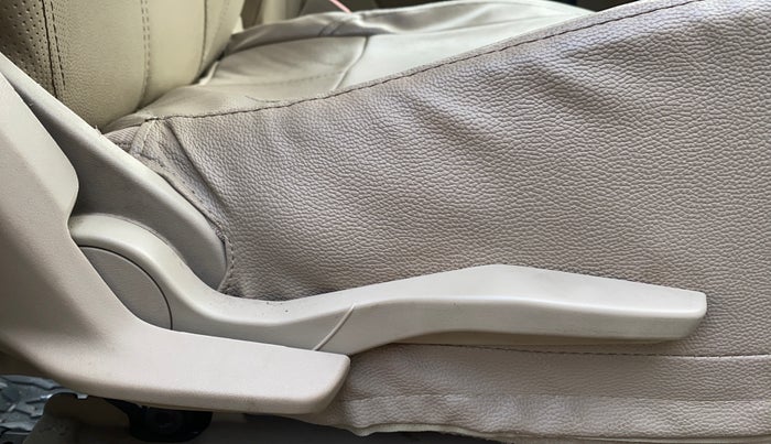 2018 Maruti Dzire VXI, Petrol, Manual, 61,603 km, Driver Side Adjustment Panel