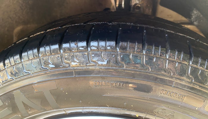 2018 Maruti Dzire VXI, Petrol, Manual, 61,603 km, Right Front Tyre Tread