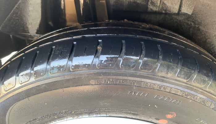 2018 Maruti Dzire VXI, Petrol, Manual, 61,603 km, Right Rear Tyre Tread
