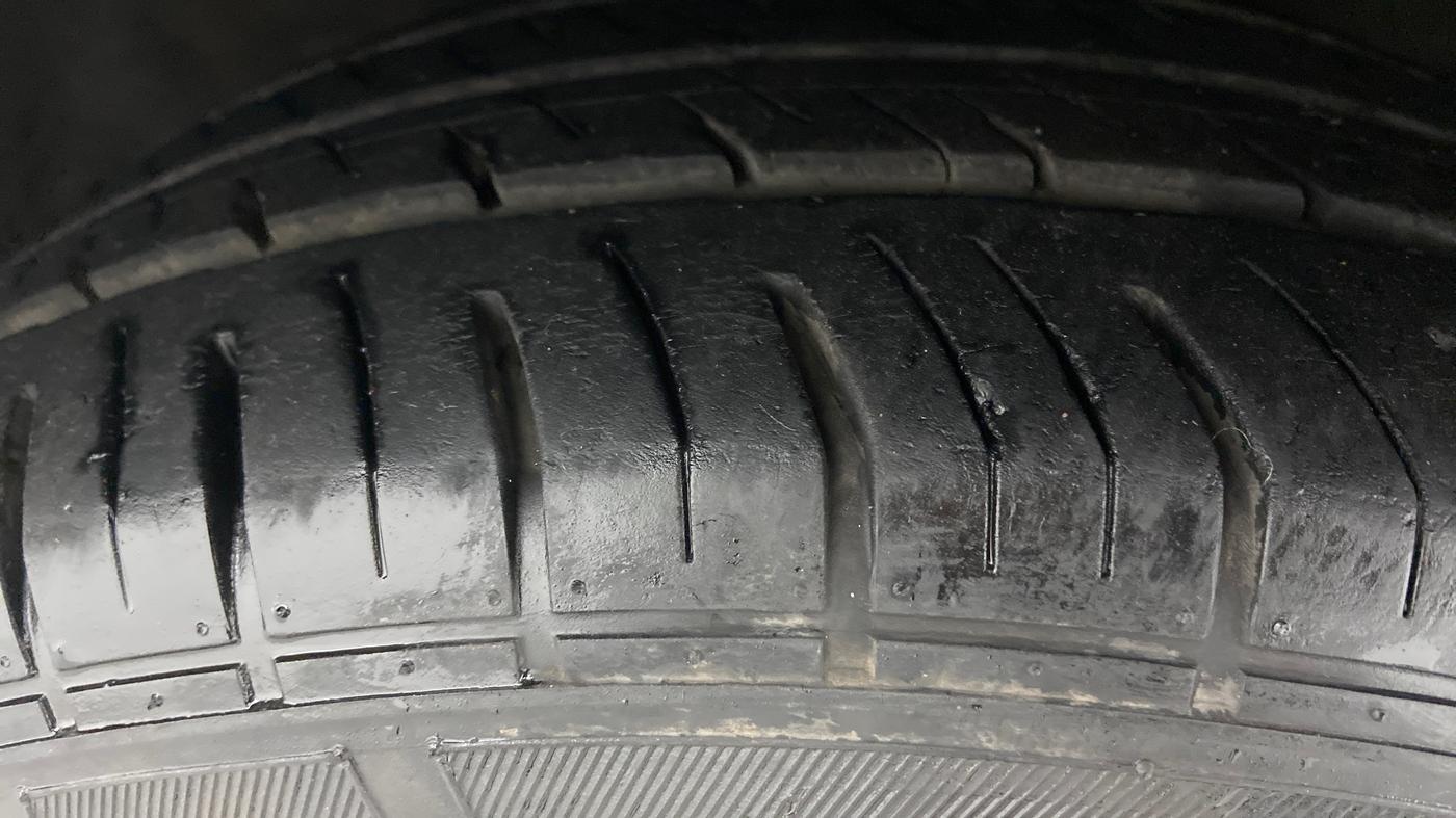 2015 Hyundai New Elantra 1.6 SX AT, Diesel, Automatic, 69,042 km, Right Front Tyre Tread