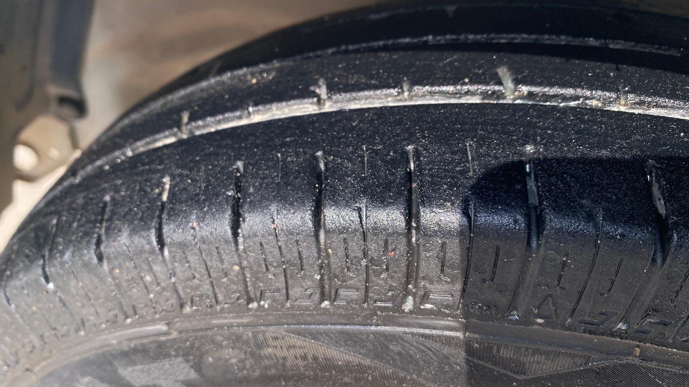 2020 Maruti Alto VXI, Petrol, Manual, 82,460 km, Left Front Tyre Tread