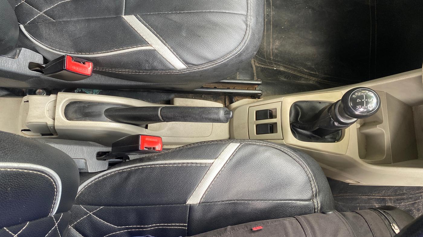 2020 Maruti Alto VXI, Petrol, Manual, 82,460 km, Gear Lever