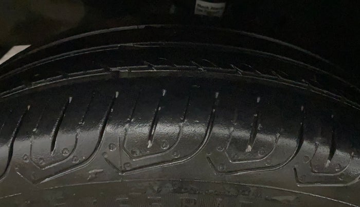 2016 Honda City 1.5L I-VTEC V MT, Petrol, Manual, 44,160 km, Left Front Tyre Tread