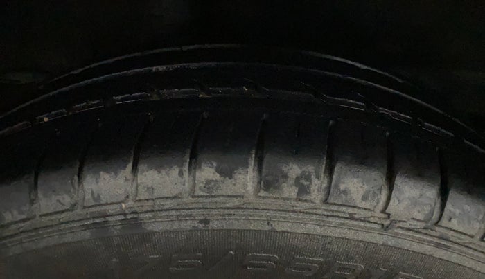 2016 Honda City 1.5L I-VTEC V MT, Petrol, Manual, 44,160 km, Right Rear Tyre Tread