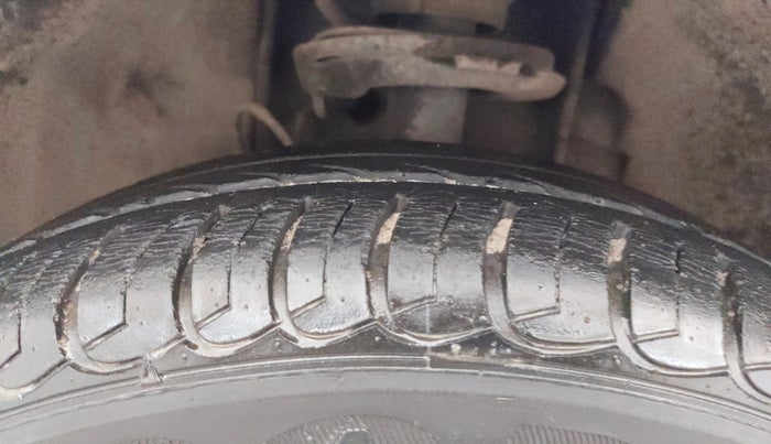 2016 Tata Tiago XZ PETROL, Petrol, Manual, 19,088 km, Left Front Tyre Tread