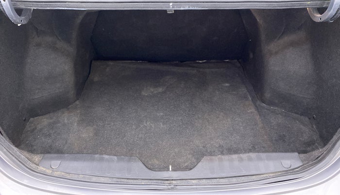 2018 Maruti Ciaz 1.4 S, Petrol, Manual, 62,849 km, Boot Inside