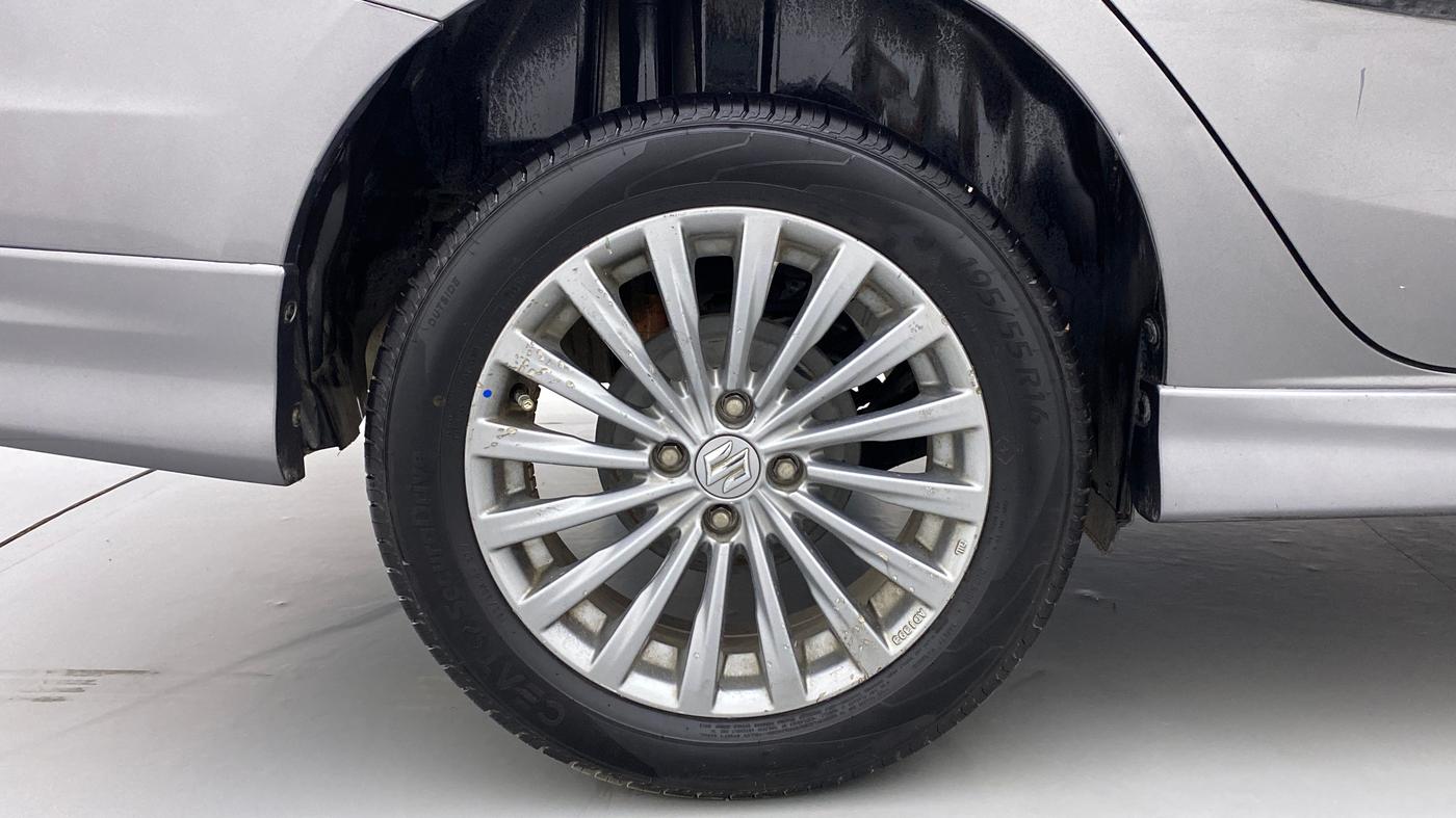 2018 Maruti Ciaz 1.4 S, Petrol, Manual, 62,849 km, Right Rear Wheel