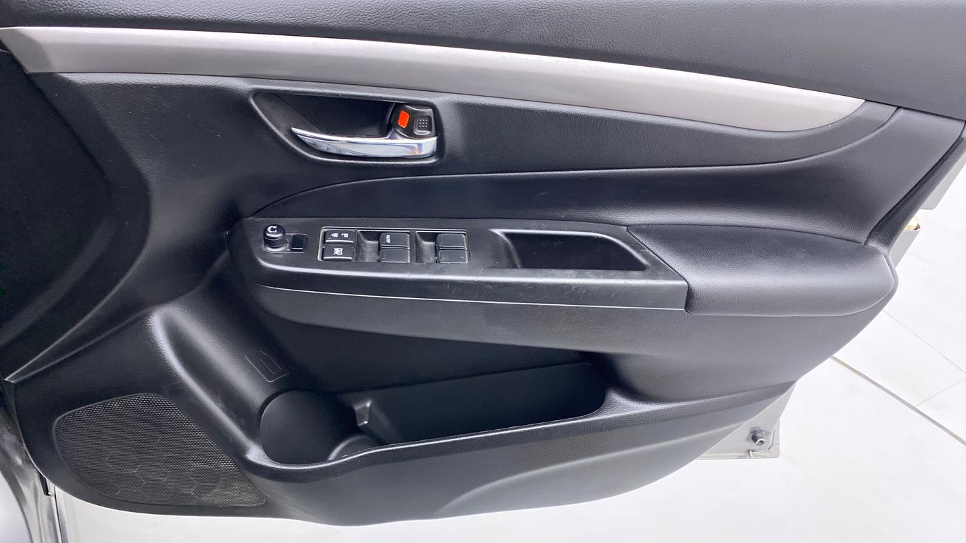 2018 Maruti Ciaz 1.4 S, Petrol, Manual, 62,849 km, Driver Side Door Panels Control
