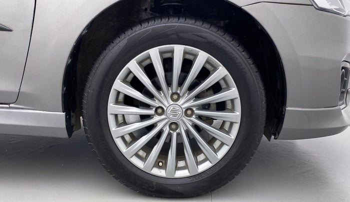 2018 Maruti Ciaz 1.4 S, Petrol, Manual, 62,849 km, Right Front Wheel