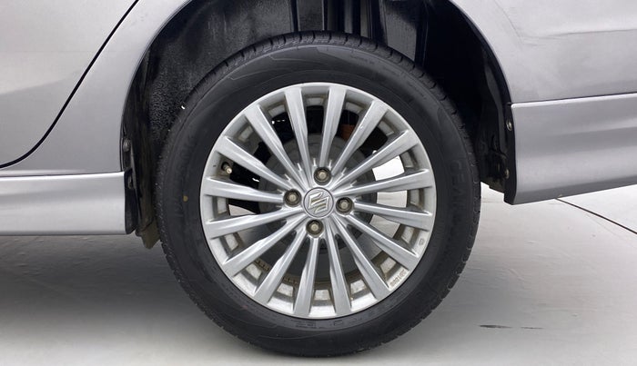 2018 Maruti Ciaz 1.4 S, Petrol, Manual, 62,849 km, Left Rear Wheel