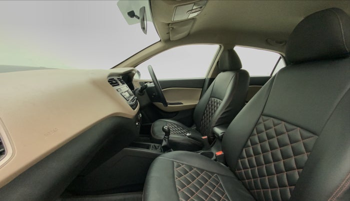 2017 Hyundai Elite i20 SPORTZ 1.2, Petrol, Manual, 64,237 km, Right Side Front Door Cabin