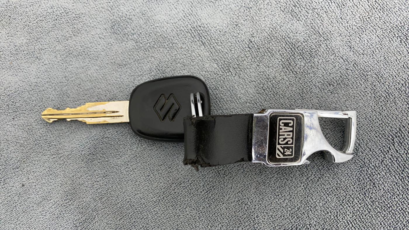 2019 Maruti Alto 800 LXI, CNG, Manual, 58,901 km, Key Close Up
