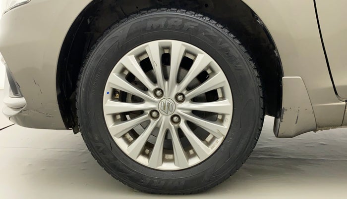 2018 Maruti Ciaz DELTA AT 1.5 SHVS PETROL, Petrol, Automatic, 33,099 km, Left Front Wheel