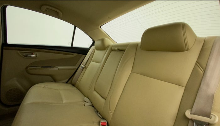 2018 Maruti Ciaz DELTA AT 1.5 SHVS PETROL, Petrol, Automatic, 33,099 km, Right Side Rear Door Cabin