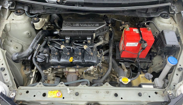 2012 Toyota Etios Liva G, Petrol, Manual, 1,21,841 km, Open Bonet