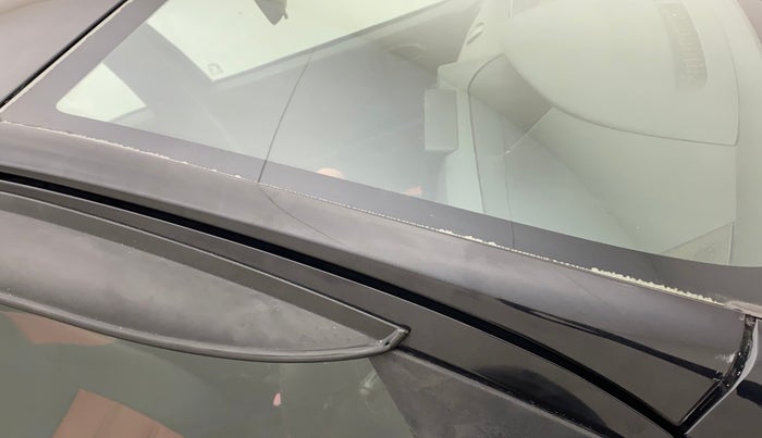 2012 Toyota Etios Liva G, Petrol, Manual, 1,21,841 km, Right A pillar - Pillar damaged/repaired