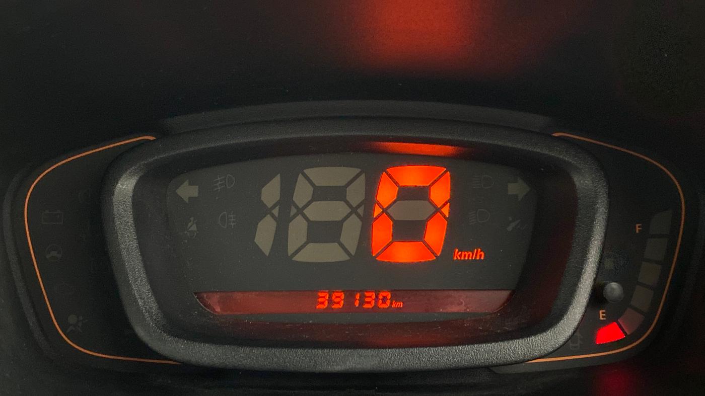 2017 Renault Kwid RXL, Petrol, Manual, 39,130 km, Odometer Image