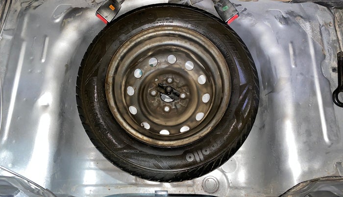 2017 Hyundai Eon ERA +, Petrol, Manual, 49,326 km, Spare Tyre