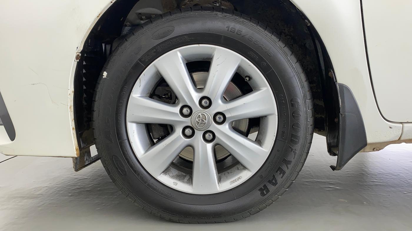 2018 Toyota Corolla Altis G DIESEL, Diesel, Manual, 52,931 km, Left Front Wheel