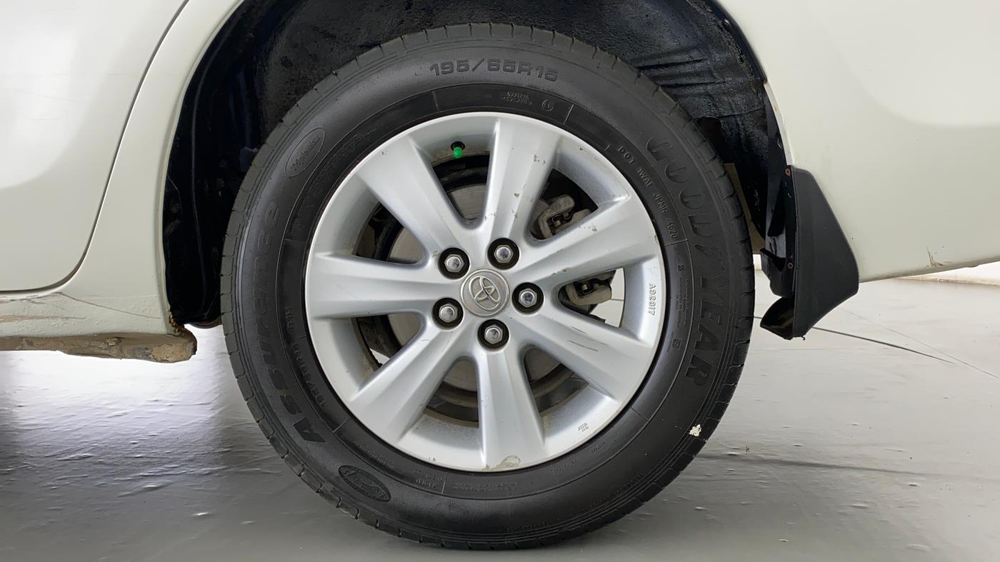 2018 Toyota Corolla Altis G DIESEL, Diesel, Manual, 52,931 km, Left Rear Wheel