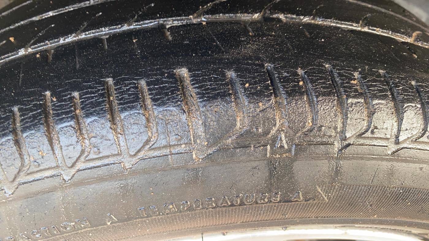 2015 Hyundai i20 Active 1.2 S, Petrol, Manual, 1,01,144 km, Right Rear Tyre Tread