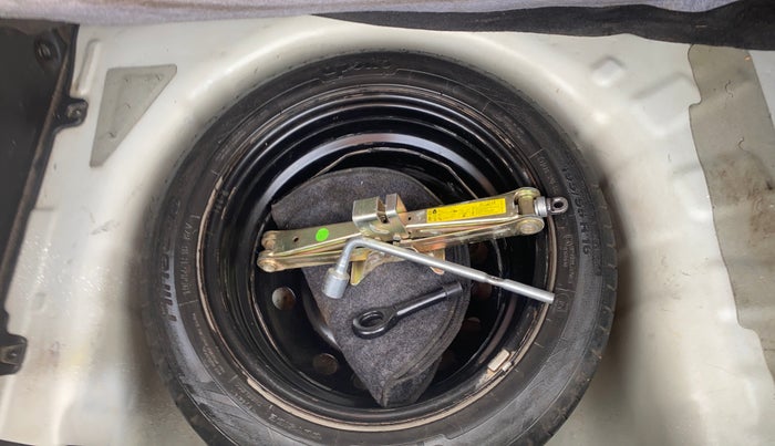 2015 Hyundai i20 Active 1.2 S, Petrol, Manual, 1,01,144 km, Spare Tyre