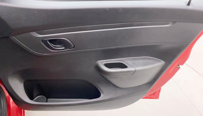 2020 Renault Kwid 1.0 RXL AT, Petrol, Automatic, 9,750 km, Driver Side Door Panels Control